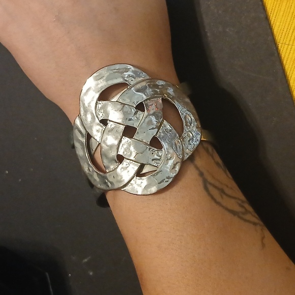 unknown Jewelry - Silver tone Celtic knot cuff bracelet